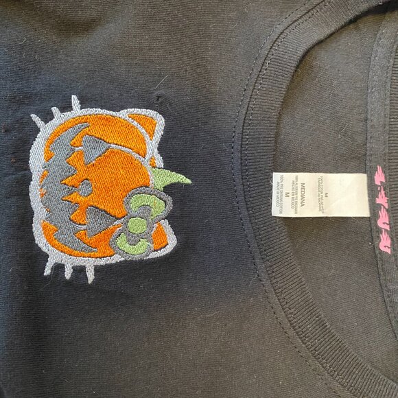 Hello Kitty Pumpkin Embroidery Shirt - Picture 6 of 6